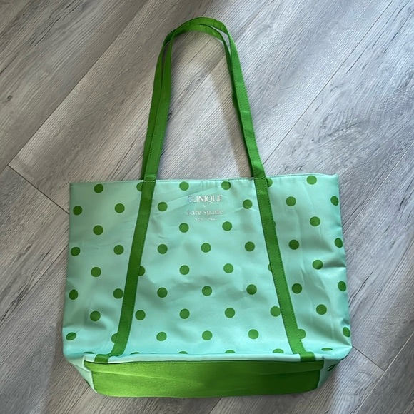 kate spade Handbags - Kate Spade / Clinique tote bag